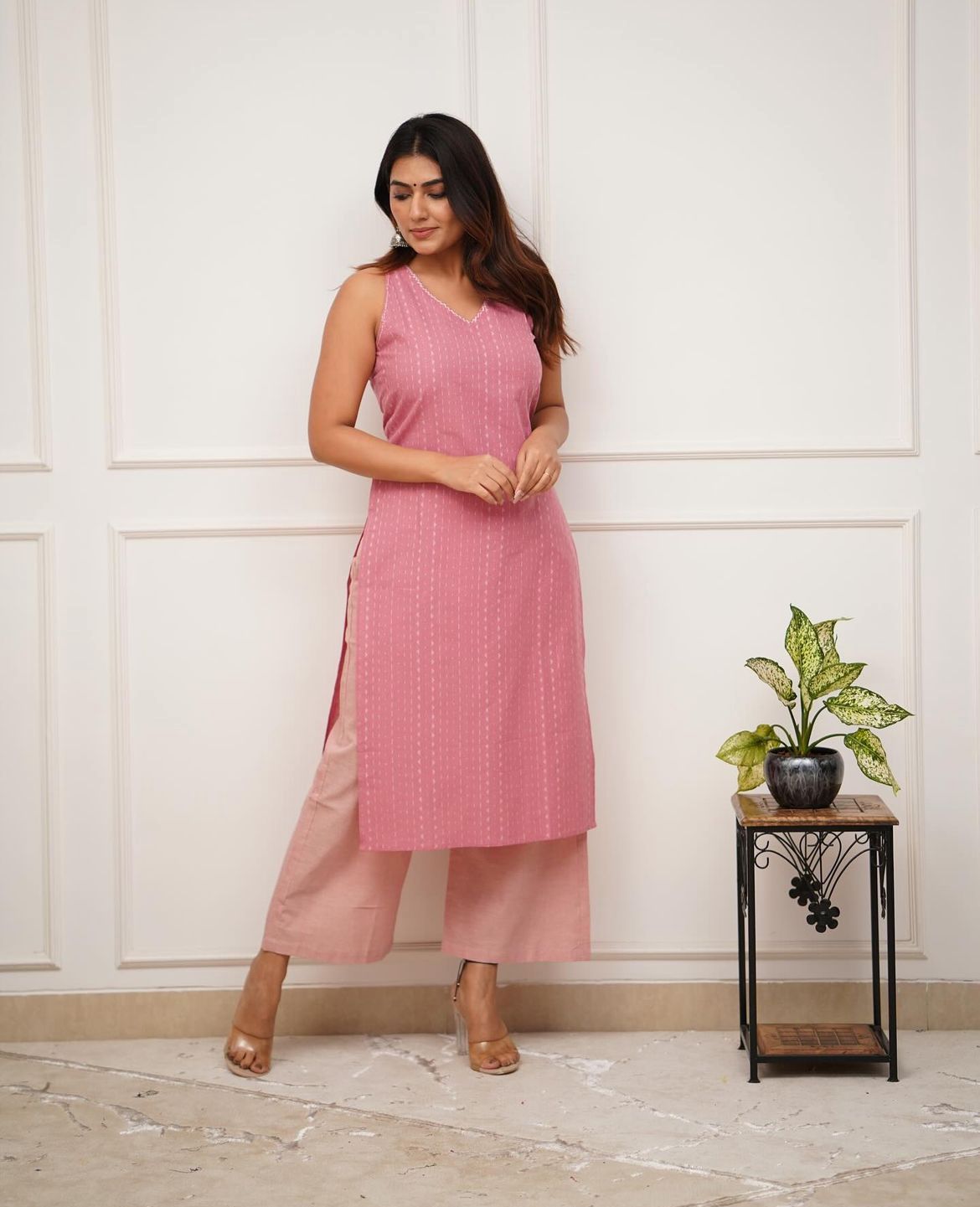 Pink Sleeveless V-Neck Kurti Pant Set