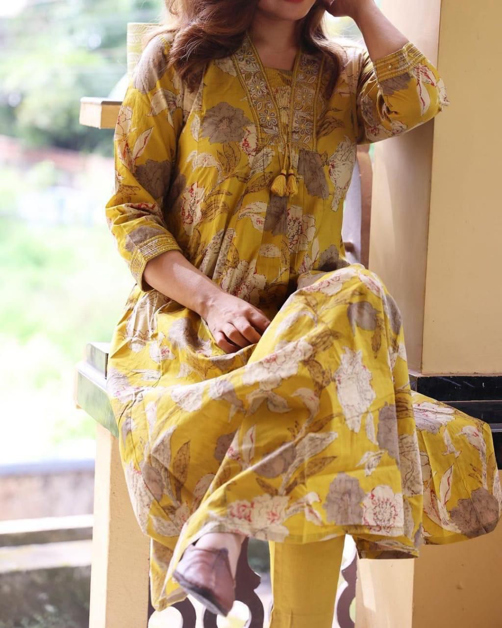 Fashionable Cotton Printed Neck Work Top With Bottom Yellow