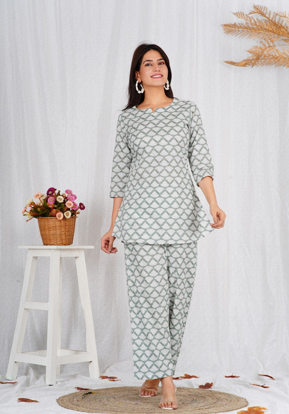 Women Comfortable Cotton Light Green Block Print Co-ords Set